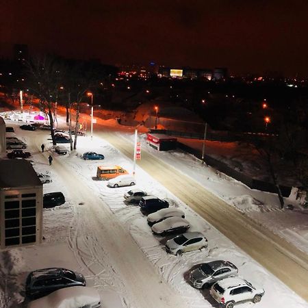 Comfortable Apartment Near Metro Харків Екстер'єр фото