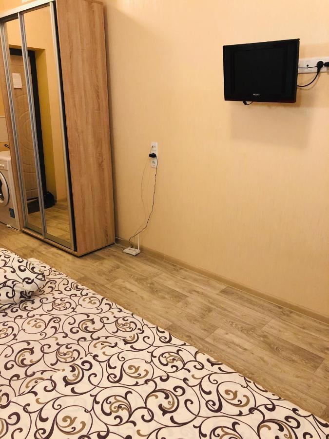 Comfortable Apartment Near Metro Харків Екстер'єр фото